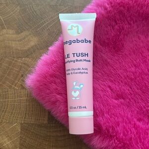 3 for $15/Megababe Le Tush Clarifying Butt Mask